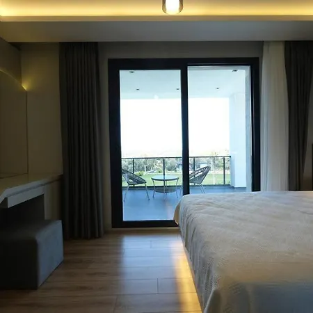 Villa Doga Ile Ic Ice Kiralik Cesme