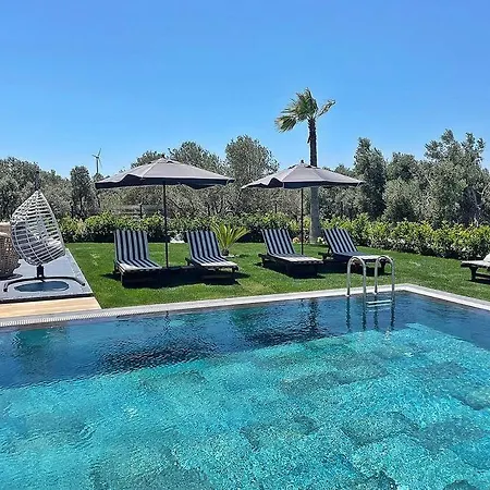 Doga Ile Ic Ice Kiralik Villa *